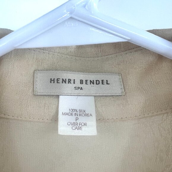 Henri Bendel Spa 100% Silk Ivory Button Front Shirt Women's Small - Picture 2 of 4